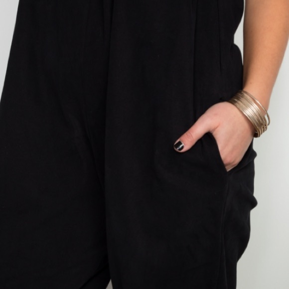 ❤️ LAST NEW Black Loose Fit Tank Harem Jumpsuit - Picture 6 of 8